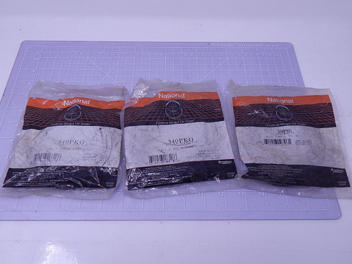 Lot of 3 Federal Mogul 340PKG Oil Seals T114014 For Sale