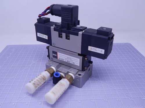 SMC VV71-FPG Solenoid Valve Spacer w/ SMC VS7-6-FPG-D-3N Valve T116066 For Sale