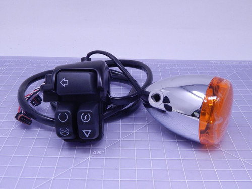 Harley Davidson HM16-A013 Turn Signal Light T123306 For Sale