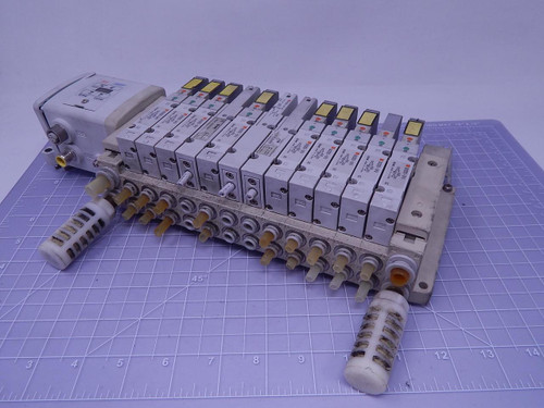 SMC SV2200-5FU Solenoid Valves w/ EX250-SPR1 SI Unit 24 VDC 100 mA 32 Points T123742 For Sale