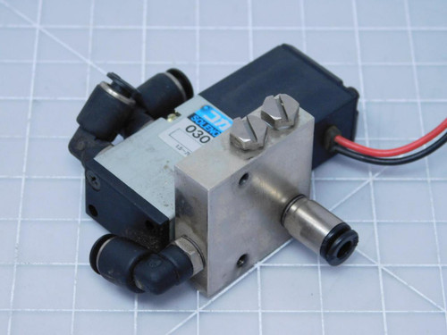 Koganei 030-4E1 Solenoid Valve 1.5-7 kgf/cm2 T124802 For Sale