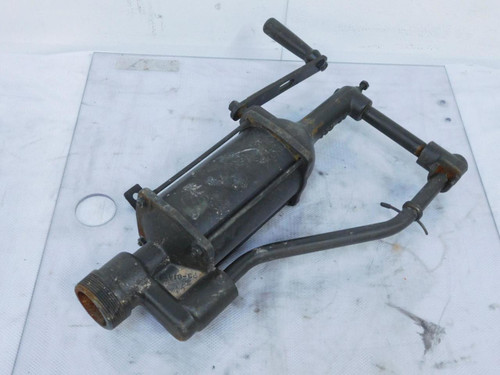 4930-00-294-6897 Hand Driven Dispensing Pump T127886 For Sale