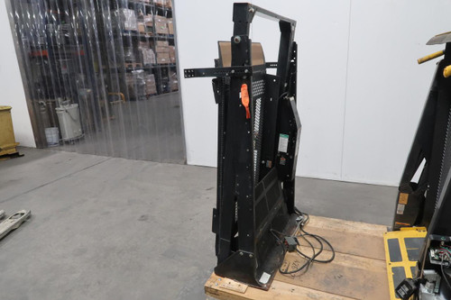 The Braun Corporation L205U64ARS Wheelchair Lift T129203 For Sale