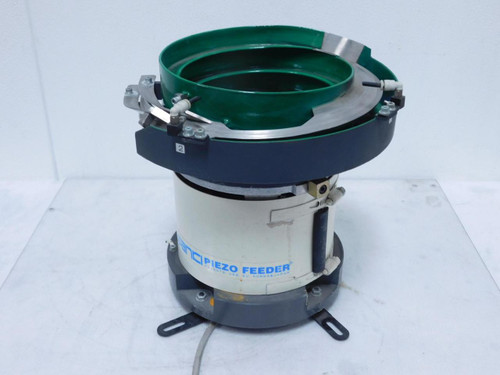 Sanki PEF-190AL    Piezo Bowl Feeder 250 VAC / 300 Hz 12.3 Kg Mass For Sale