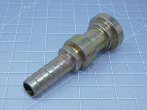 Gates 8C2 8FL    Hydraulic Hose Fitting 1 3/16 In x 35/64 In For Sale