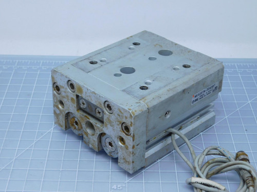 SMC MXS25TN-30ASBT    Slide Table Pneumatic Cylinder 0.15-0.7 MPa For Sale