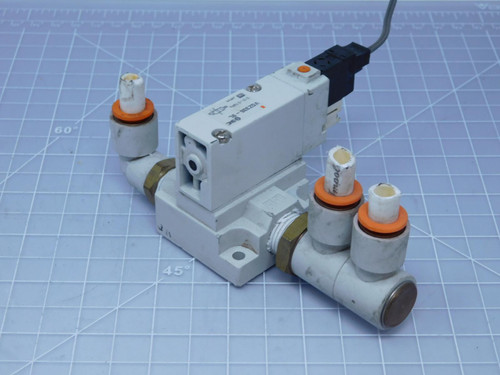 SMC VQZ335-9L    Solenoid Valve 0.15-0.7 MPa w/ Manifold For Sale