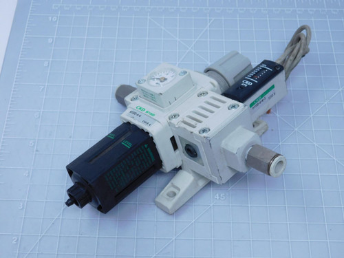 CKD W1000-6-W    Pneumatic Regulator w/ P1100-6-W-3 Mechanical Pressure Switch For Sale