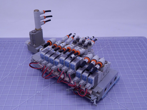 SMC ARM1000 VQZ1121-5L01-M5 Solenoid Valve Assembly For Sale