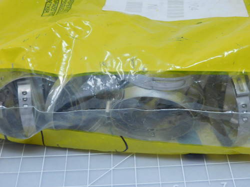 Lot of 100 Woodhead 16701347    45.5MM Clamps 30-5208 For Sale