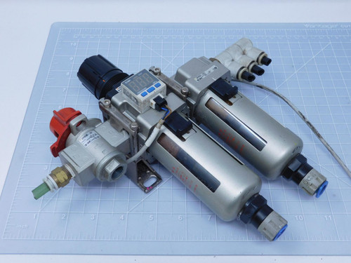 SMC AC30D-02CE1-V1    Pneumatic Regulator Set Lock For Sale