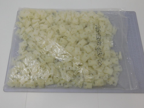 Lot of 400  265-03092-0230-00    3 CKT Plug Housings For Sale