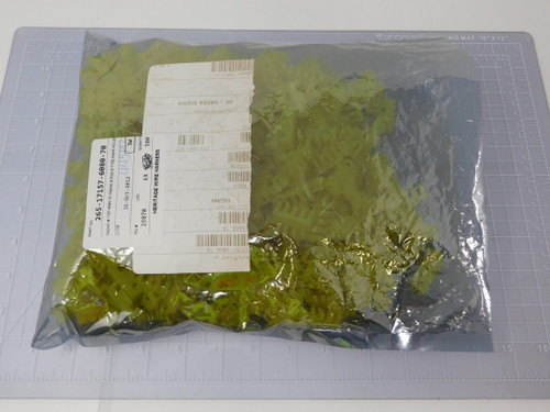 Lot of 445 Yazaki 7157-6080-70    Connector For Sale