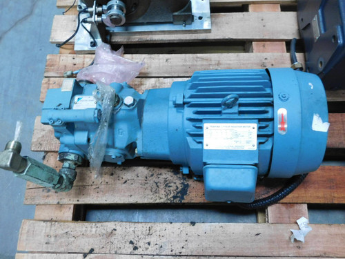 Daikin V38AIRX-95    Piston Pump/ 3 Phase Induction Motor For Sale