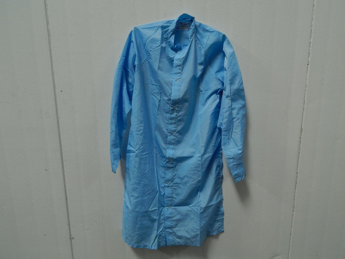 Lot of 4 Uniform Technology CFR-65LB  Lab Coat Smock S For Sale