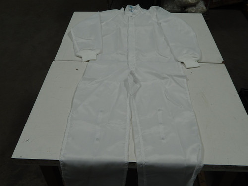 Uniform Technology CCTS-60WH  Lab Coat Smock XS For Sale