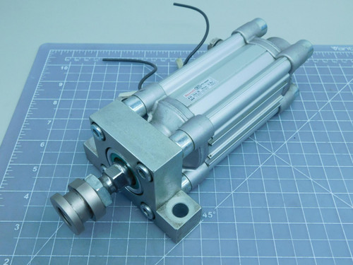 Rexroth 0 822 122 002  Pneumatic Cylinder For Sale