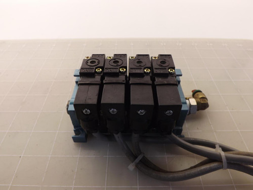 LOT OF 4 MAC 45A-SA1-DDAJ-1KA SOLENOID VALVES W/ MANIFOLD T47924