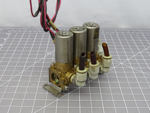 SMC VDW23-5G-1  Solenoid Valve Assembly   For Sale