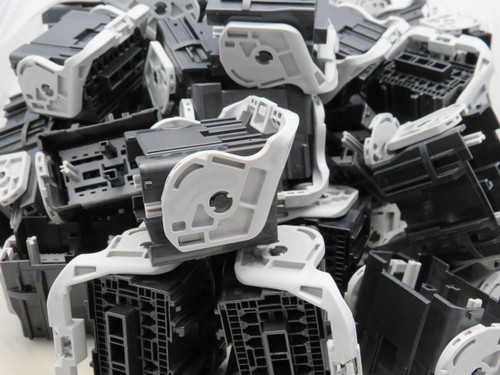 Lot of 115  6098-6044 FODR-59M-A-ASSY Automotive Connectors For Sale