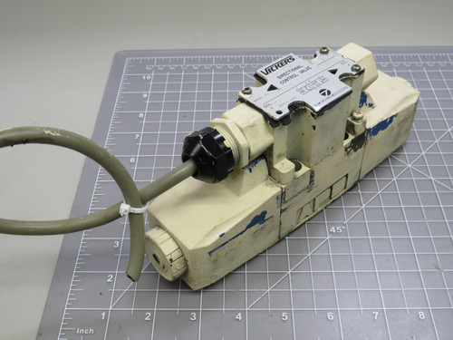 Vickers DG4V-3-6C-M-P7-H-7-50-JA100  Directional Control Valve For Sale
