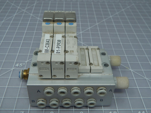 Lot of 3 SMC SY3140-6LZ 81-P3q30 / 80-C3643 Pneumatic Solenoid Valve For Sale
