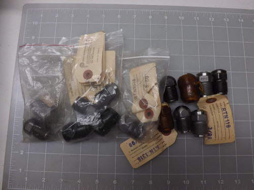 LOT OF 13 BATTENFELD RTN 1316 NOZZLES T48712