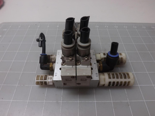LOT OF 2 SMC SY7120-5L0ZE-C10 SOLENOID VALVES W/ MANIFOLD T48795