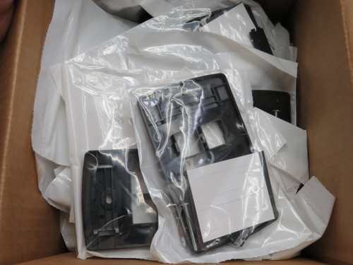 Lot of 25 Commscope 108333139 M14LE-003 LE Type Flush Mounted Faceplate 4 Port Black 4.81x2.84x.33 For Sale