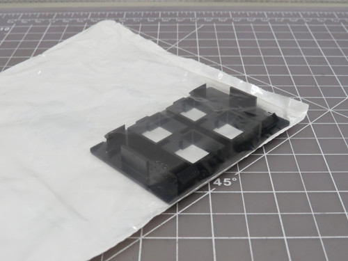 Lot of 25 Commscope 108406414 M14CH-003 Type Furniture Faceplate Four Port Black For Sale