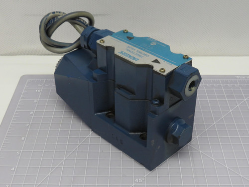 Vickers DG4V-5-31B-M-P7L-H-6-30-JA591  Directional Control Valve For Sale