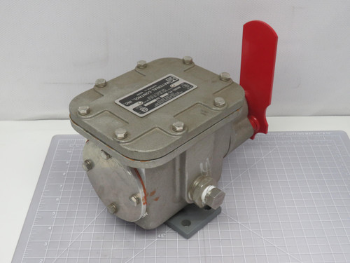 Material Control Inc PC-D2T  Industrial Control Equipment W/ Raintight Enclosure Pull Cord Switch For Sale