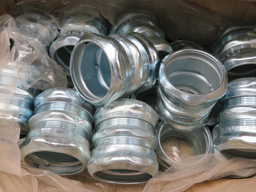 Lot of 25 T&B Q1  2 In Straight Fitting Connector Metal Flexible Conduit For Sale