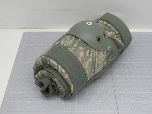 Lot of 2    Military Kneepads Field Gear Size M For Sale