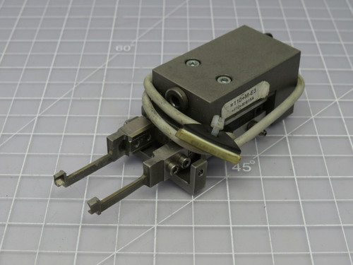 110+M-E3 110+M/615A Pneumatic Gripper #3 For Sale