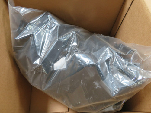 Lot of 70 Commscope 653535-000 DT2-UNIV-HEADER-RVC Universal Header Unit For Sale