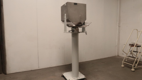 Vibromatic    24x24 Stainless Steel Vibratory In-line Parts Feeder 5.5 W/ heavy duty steel base For Sale