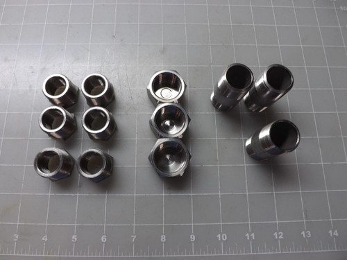LOT OF 12 STAINLESS STEEL PIPES AND FITTINGS T49771