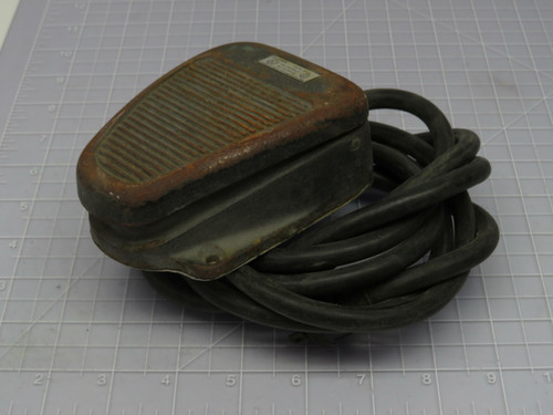 Linemaster Switch Corp 632-S  Clipper Foot Switch   For Sale