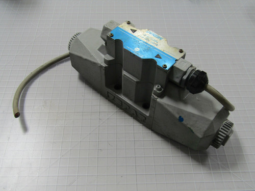 Vickers DG4S4-5-2C-M-P7-H-6-20-S277  Directional Control Valve  For Sale