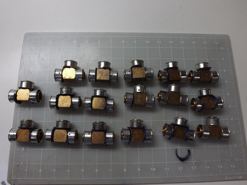 LOT OF 17 SNQ VIEGA ASTMF877 8/4 REDUCING TEE ADAPTERS T50904