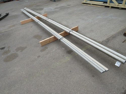 Stainless Steel Square Tubing 242 X 1.5 x 1.5 In   For Sale