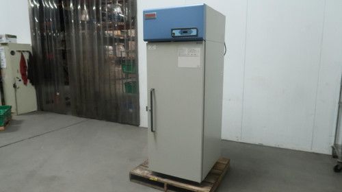 Thermo Fisher Scientific REL2304A23  Upright Lab Refrigerator 23 CU FT  For Sale