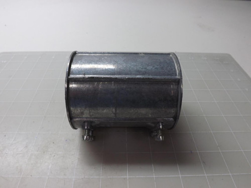 LOT OF 24 ARLINGTON AL/EMT/IMC/RIGID 1-1/2'' COMPRESSION COUPLINGS T51310