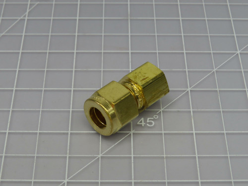 Lot of 10 Parker 6FSC2N-B  A-lok Tube Brass Female Connector  For Sale