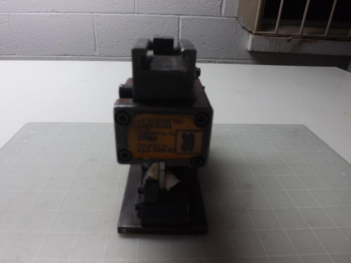 1329-0101 29014 IA2-N05-01 DIE PRESS APPLICATOR T51804