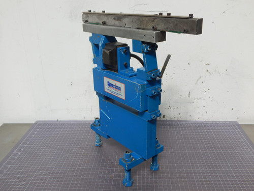 AMERICAN FEEDING SYSTEMS VIBRATORY INLINE LINEAR FEEDER 18 INCH M2290