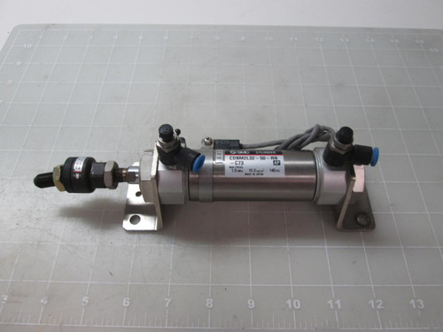SMC CDBM2L32-50-RN-C73 PNEUMATIC CYLINDER T52148