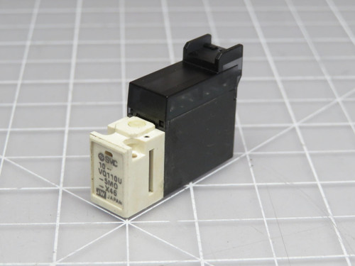 Lot of 8 SMC 10-VQ110U-5MO-X46  Pneumatic Valve  For Sale