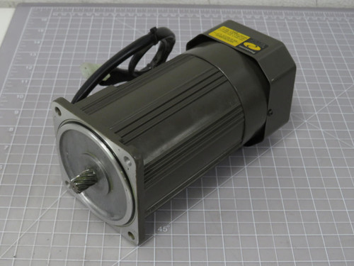 PANASONIC M9RC90GB4W GEAR MOTOR 90W 4P 6.2 UF T196224